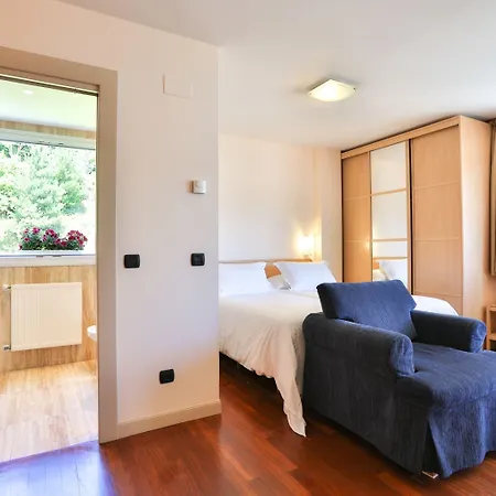 芒达卡公寓 公寓 *